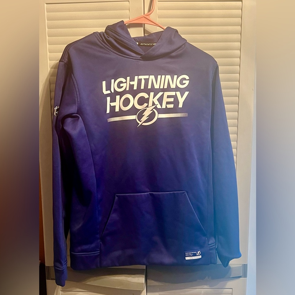 Youth, XL, Tampa Bay, lightning hoodie